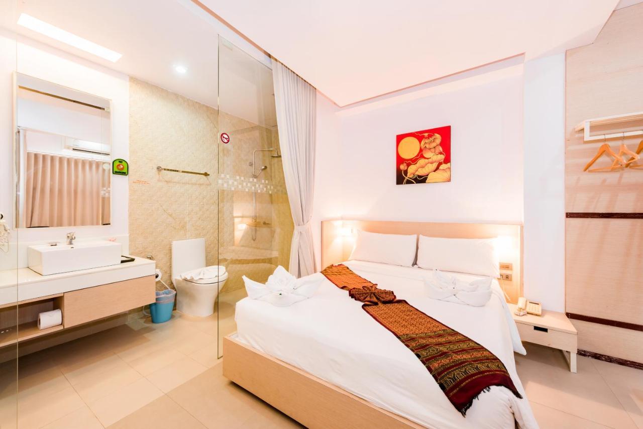 My Hotel Phuket Patong Exterior photo