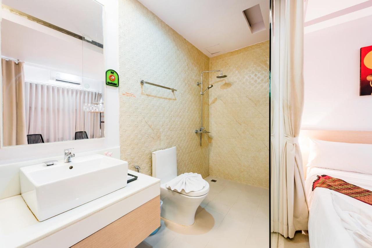 My Hotel Phuket Patong Exterior photo